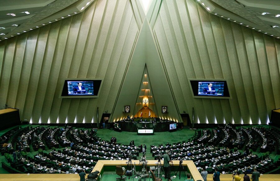 تقسیم استان‌ها 