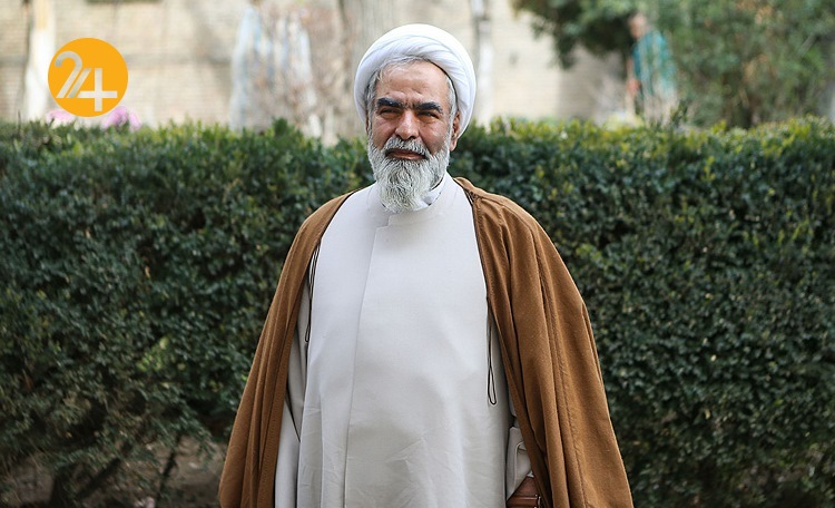 روح الله حسینیان