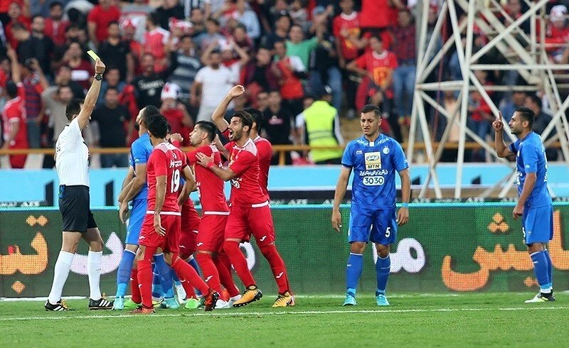 نامه پرسپولیس به فدراسیون فوتبال: هواداران نگران داوری دربی هستند داوری دربی