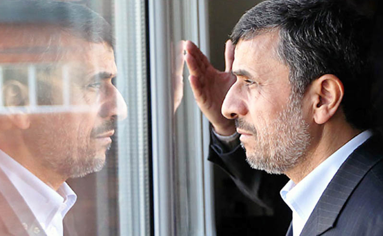 حضور احمدی نژاد در انتخابات ریاست جمهوری