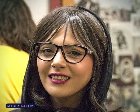 چکامه چمن ماه کشف لباس کرد+عکس