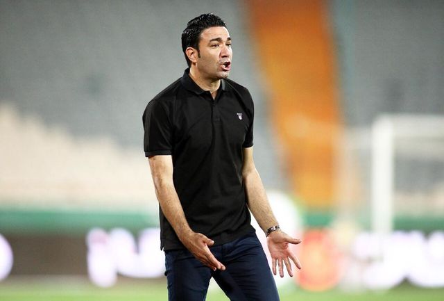 نکونام سرمربی استقلال 