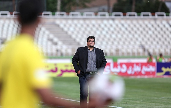 افاضلی: شجاع خلیل زاده باید ۵-۶ سال زودتر به پیراهن تیم ملی میرسید/ ویلموتس آمده بود پولش را بگیرد و برود سرمربی تیم ملی