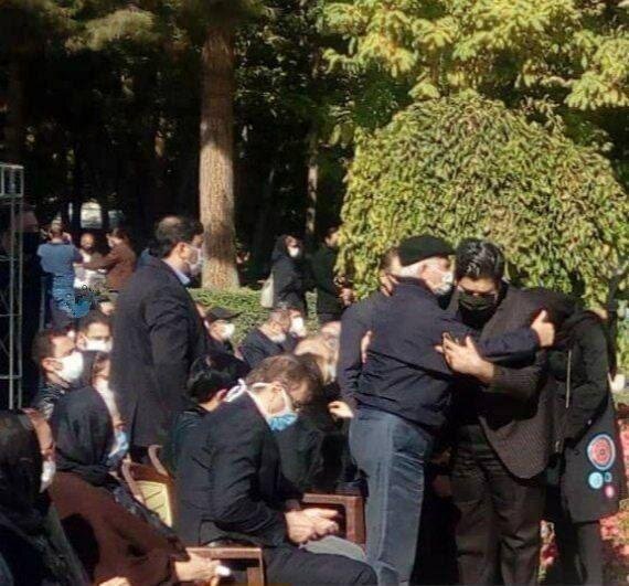 هنرمندانی که در خاکسپاری محمدرضا شجریان در توس حضور داشتند؟ خاکسپاری محمدرضا شجریان