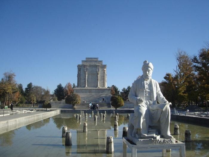 آرامگاه فردوسی