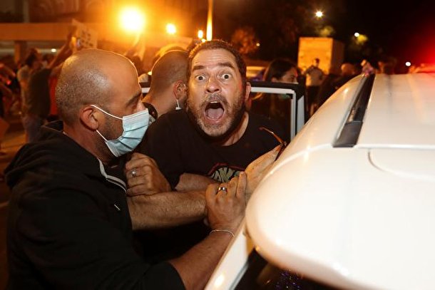 ادامه اعتراضات علیه نتانیاهو در تل آویو