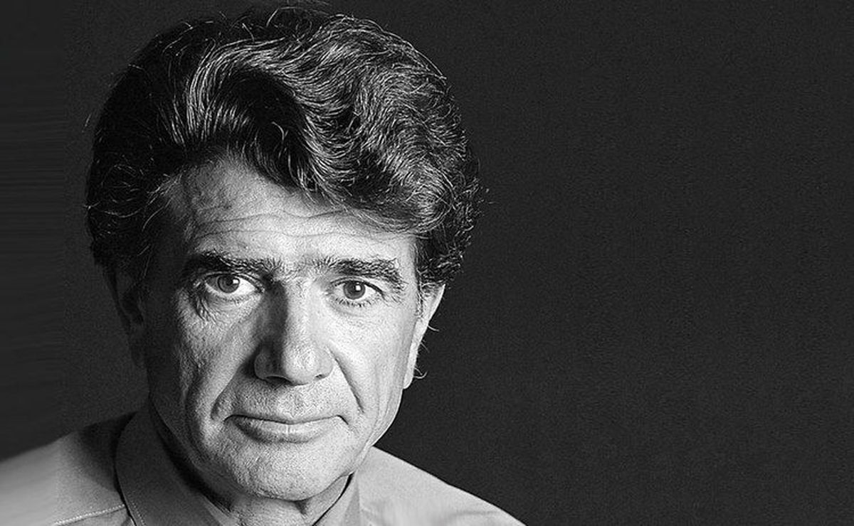 زندگینامه استاد شجریان در کتب درسی