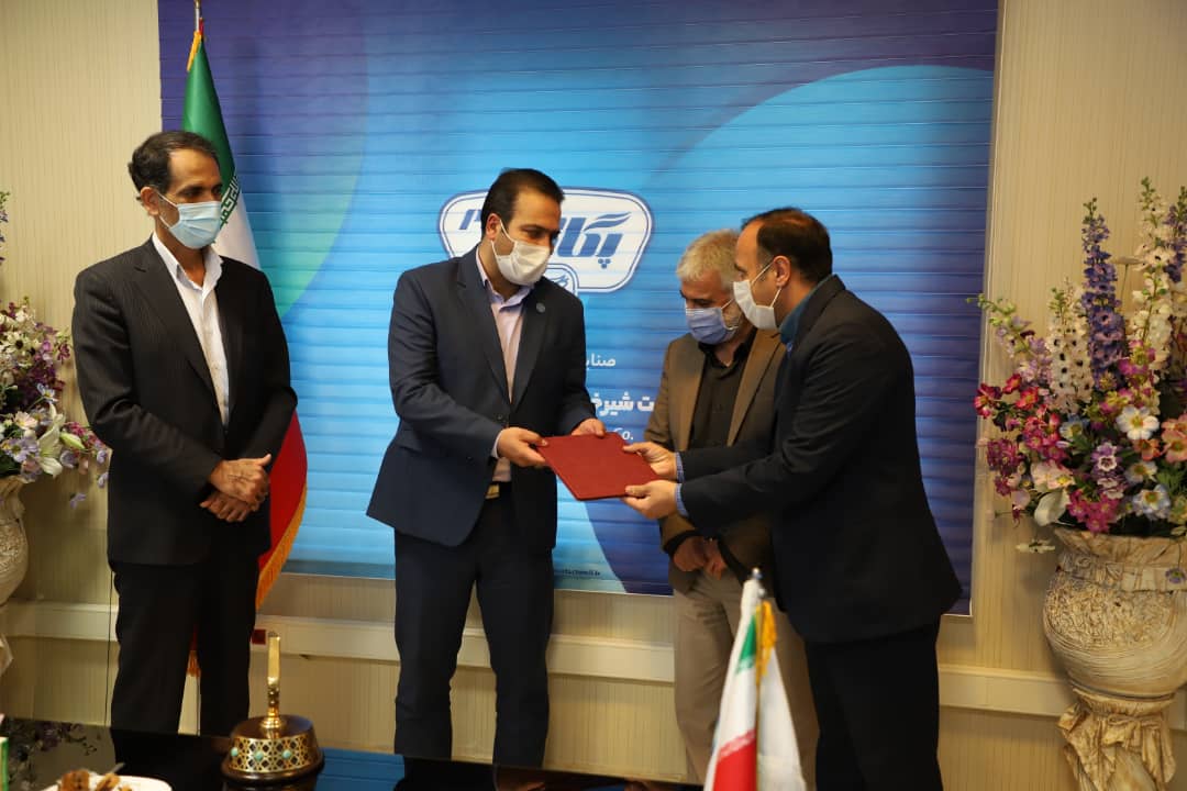 شیرخشک نوزاد پگاه 