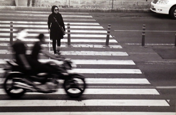 مشاوره حقوقی آنلاین/ افراد نابینا هنگام عبور از خیابان از چه حقوقی برخودارند؟