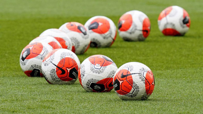 لیگ برتر فوتبال ایران به تعویق افتاد؟