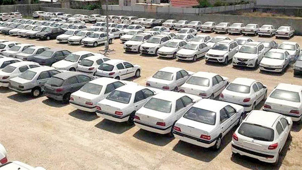 دلیل گرانی خودرو