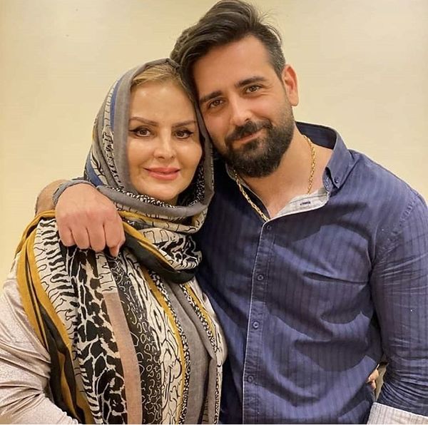 امیرحسین آرمان و مادرش