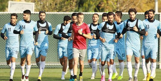 بازیکنان تیمملی بازیکنان تیمملی