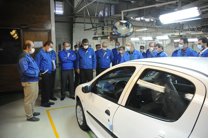 بازدید رئیس ایران خودرو از کارخانه