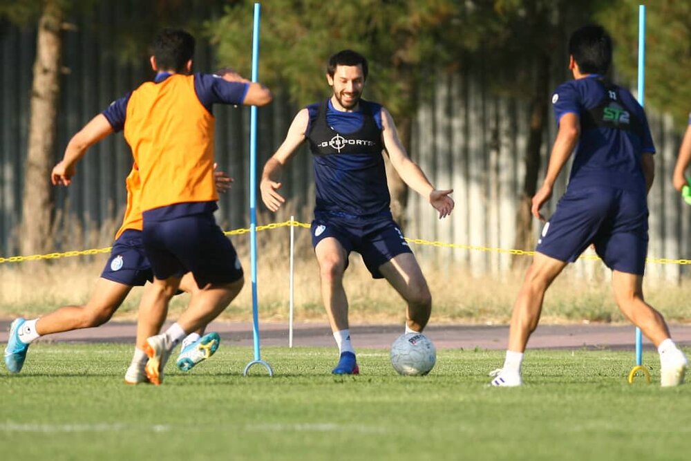  خط دفاع استقلال 