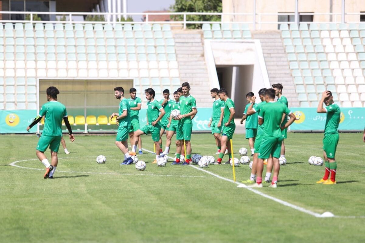  سرمربی تیم ملی جوانان