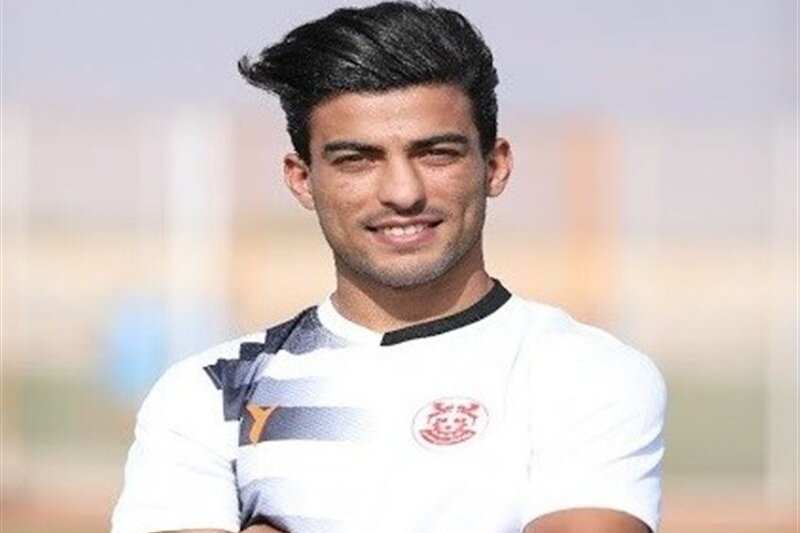 طاهرخانی یا مدافع مورد تایید برانکو؛ فردا یک مدافع سرخپوش می‌شود