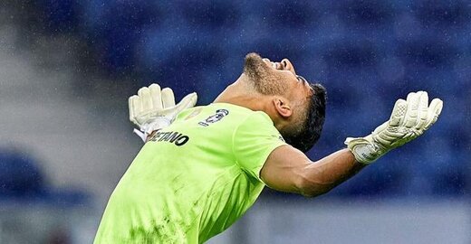 لبخند احمدرضا عابدزاده لبخند احمدرضا عابدزاده