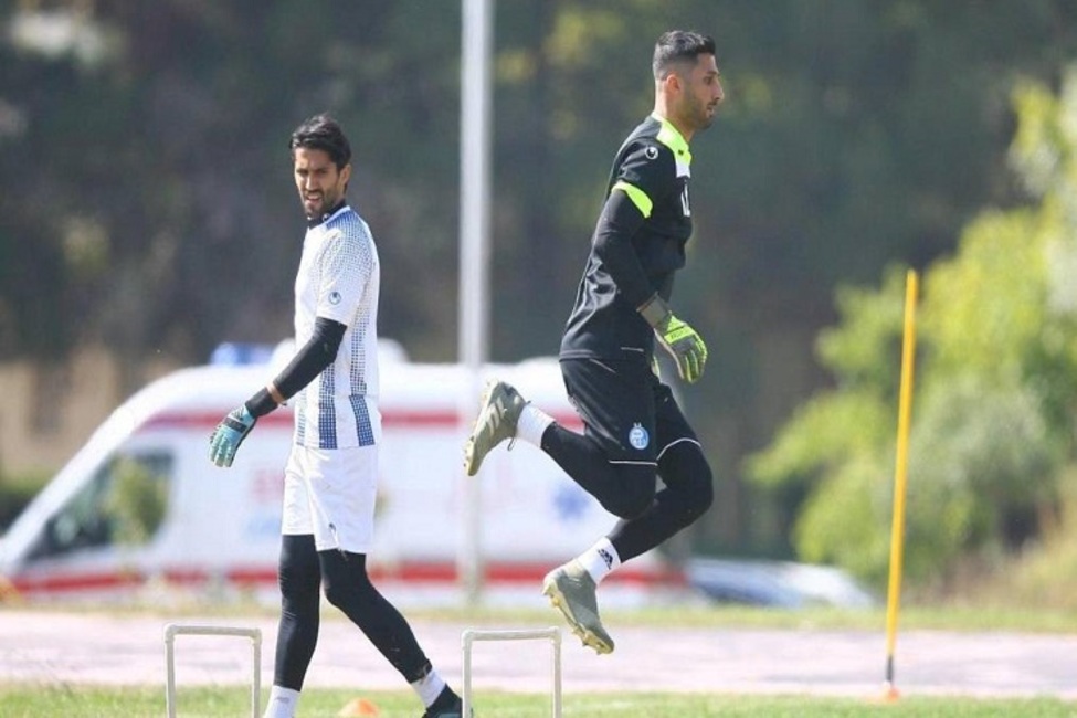 دروازه‌بان استقلال 