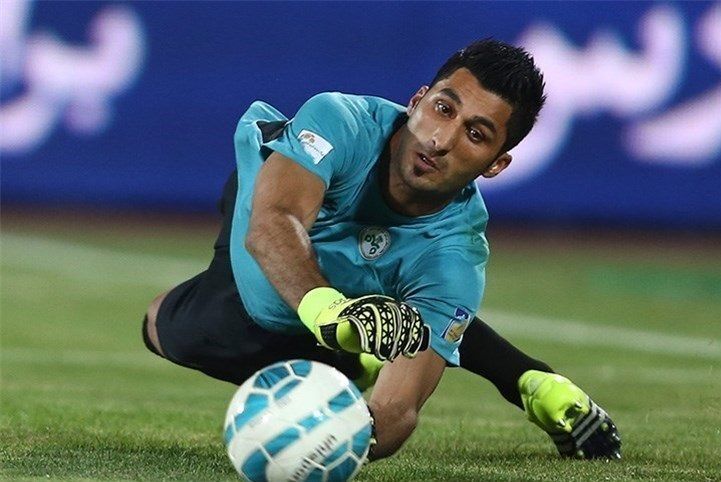 رشید مظاهری در استقلال ماندنی شد