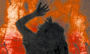 خودسوزی زن سرپرست خانوار خودسوزی زن سرپرست خانوار