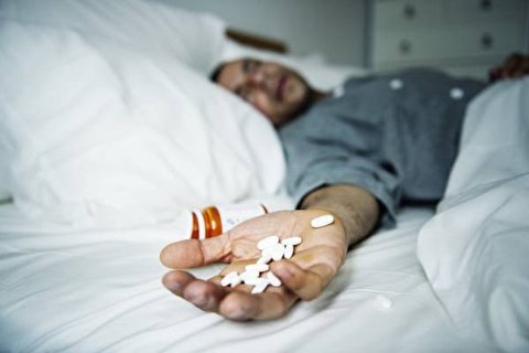 افزایش موارد مرگ ناشی از مسمومیت دارویی طی ۸ سال اخیر/ کدام داروها رتبه اول مسمومیت‌زایی را دارند؟