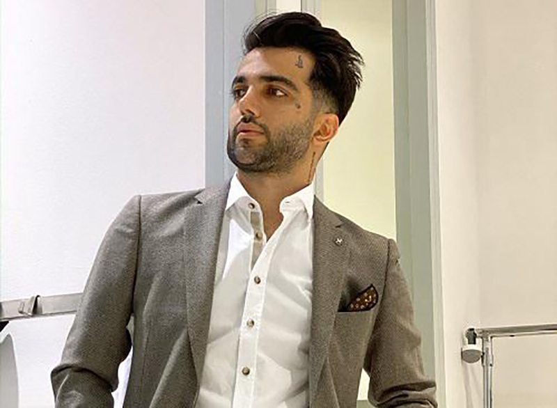 پویان مختاری 