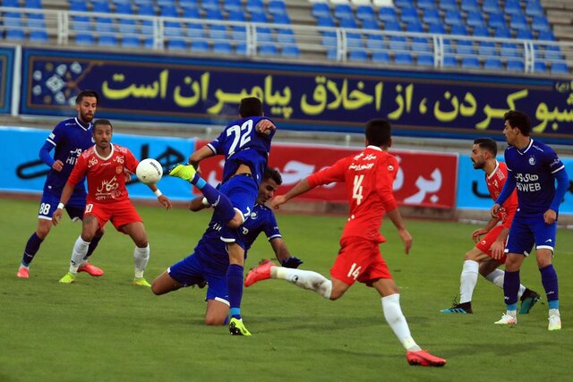 کارشناسی داوری دیدار استقلال و شهرخودرو