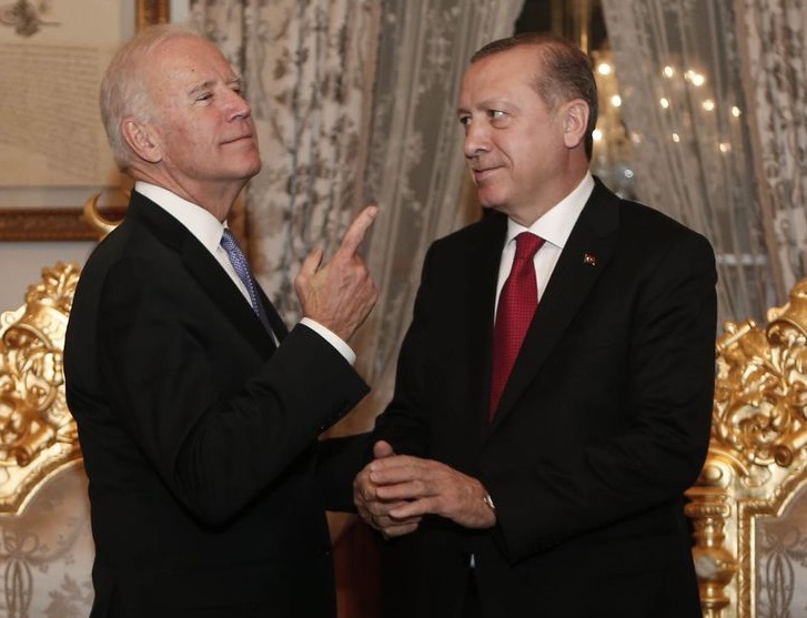 شعرخوانی اردوغان علیه ایران 