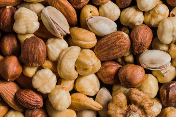 مواد غذایی که خام خوردنشان برای بدن مفیدتر است