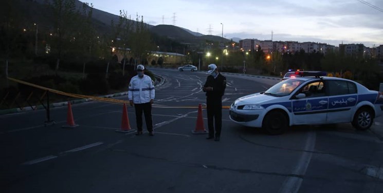 استقرار مأموران پلیس از ساعت ۴ صبح مقابل پارکها و تفرجگاهها/شهروندان مراجعه نکنند استقرار مأموران پلیس از ساعت ۴ صبح مقابل پارکها و تفرجگاهها/شهروندان مراجعه نکنند