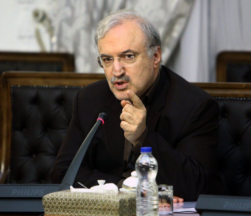 تختهای بیمارستانها در حال پر شدن است/ نمکی: قسم دادیم صبوری کنید تختهای بیمارستانها در حال پر شدن است/ نمکی: قسم دادیم صبوری کنید