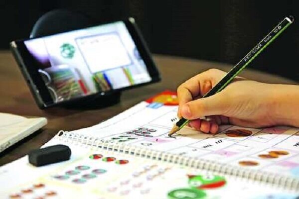 تبعات آموزش مجازی برای دانش آموزان 