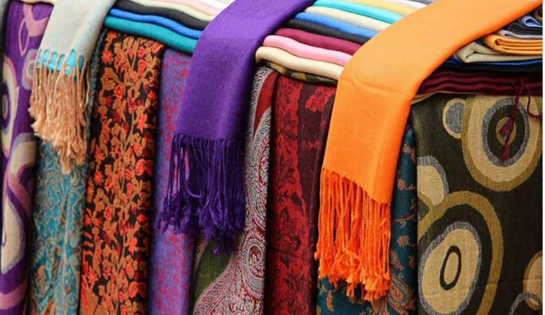 شست و شوی شال و روسری با حداقل آسیب