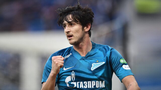 درخشش سردار آزمون