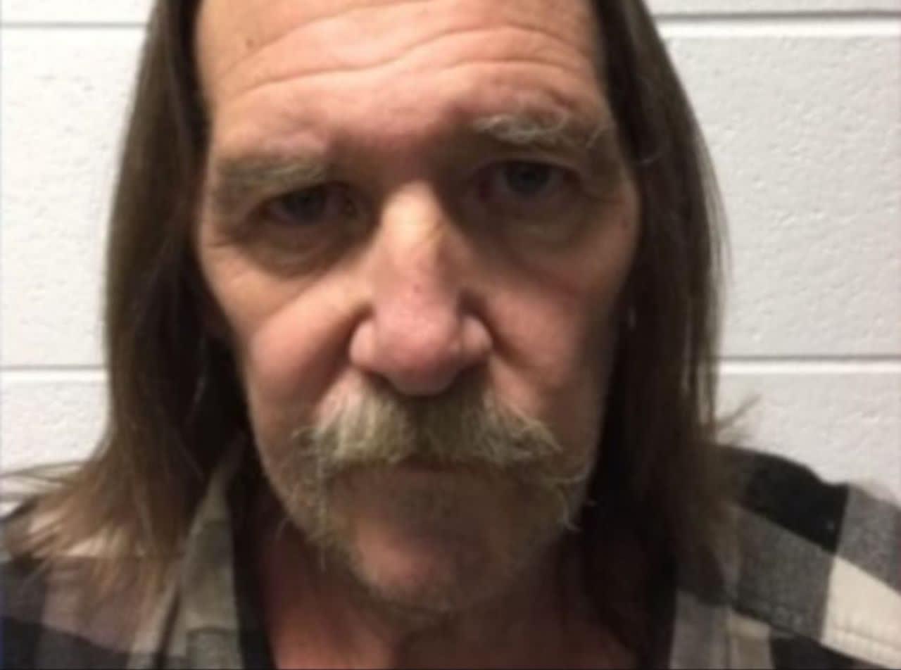 تجربه باورنکردنی کسانی که زندگی با مردگان را برگزیده‌اند +تصاویر