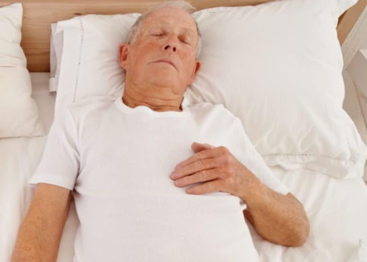 تجربه باورنکردنی کسانی که زندگی با مردگان را برگزیده‌اند +تصاویر