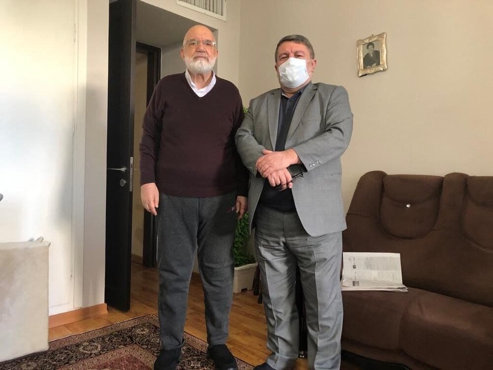 مهدی کروبی در حصر