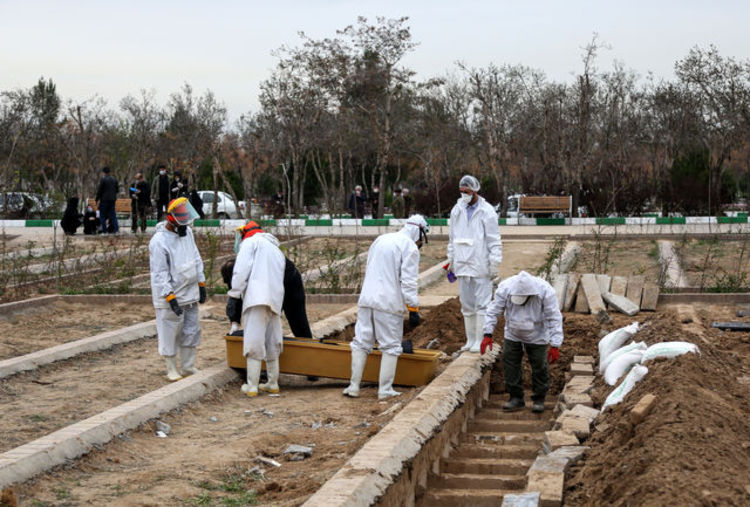 تدفین افراد کرونایی