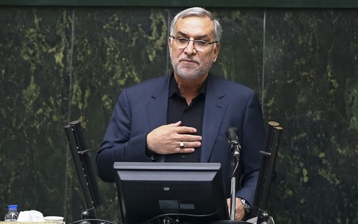 وزیر بهداشت: در دولت قبل، واکسن وسیله‌ای شده بود تا مردم تحت فشار قرار بگیرند و FATF و برجام را قبول کنند!