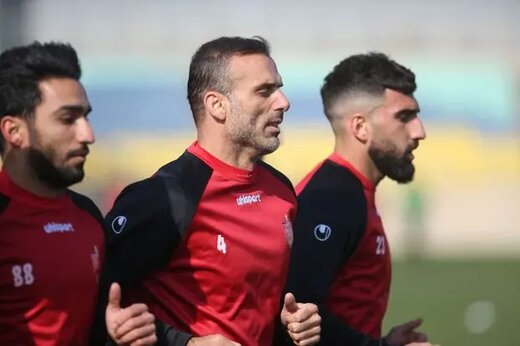 نیمکت نشینی سیدجلال حسینی