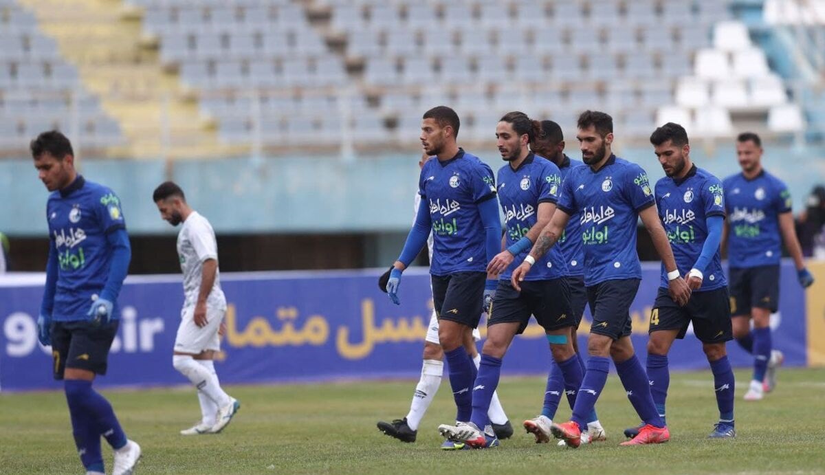 کنار گذاشتن استقلال پرسپولیس و گل گهر
