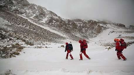 کوهنوردان در علم‌کوه
