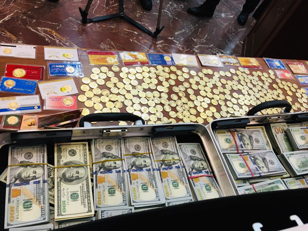 کشف کیف‌های ۴۰ میلیاردی رشوه در دادگاه شهرداری لواسان +فیلم