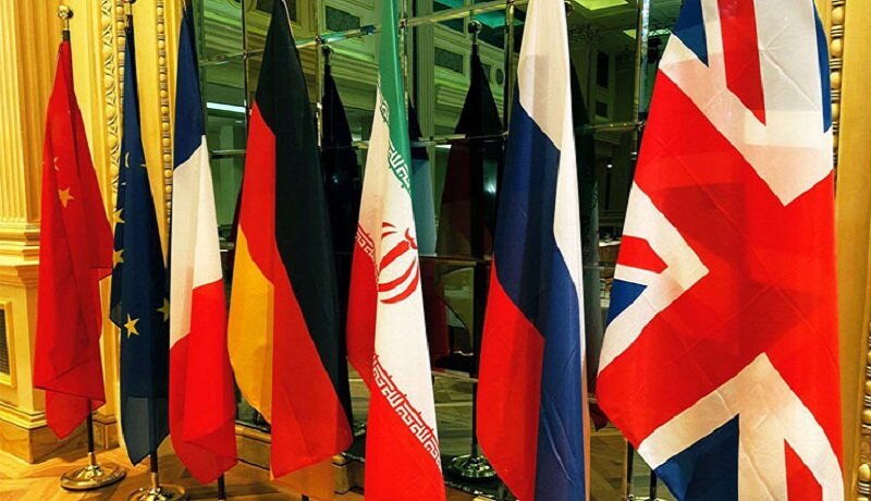 دیپلمات ارشد ایرانی: تخریب کنندگان مذاکرات بدانند دود سیاه به چشم همه خواهد رفت
