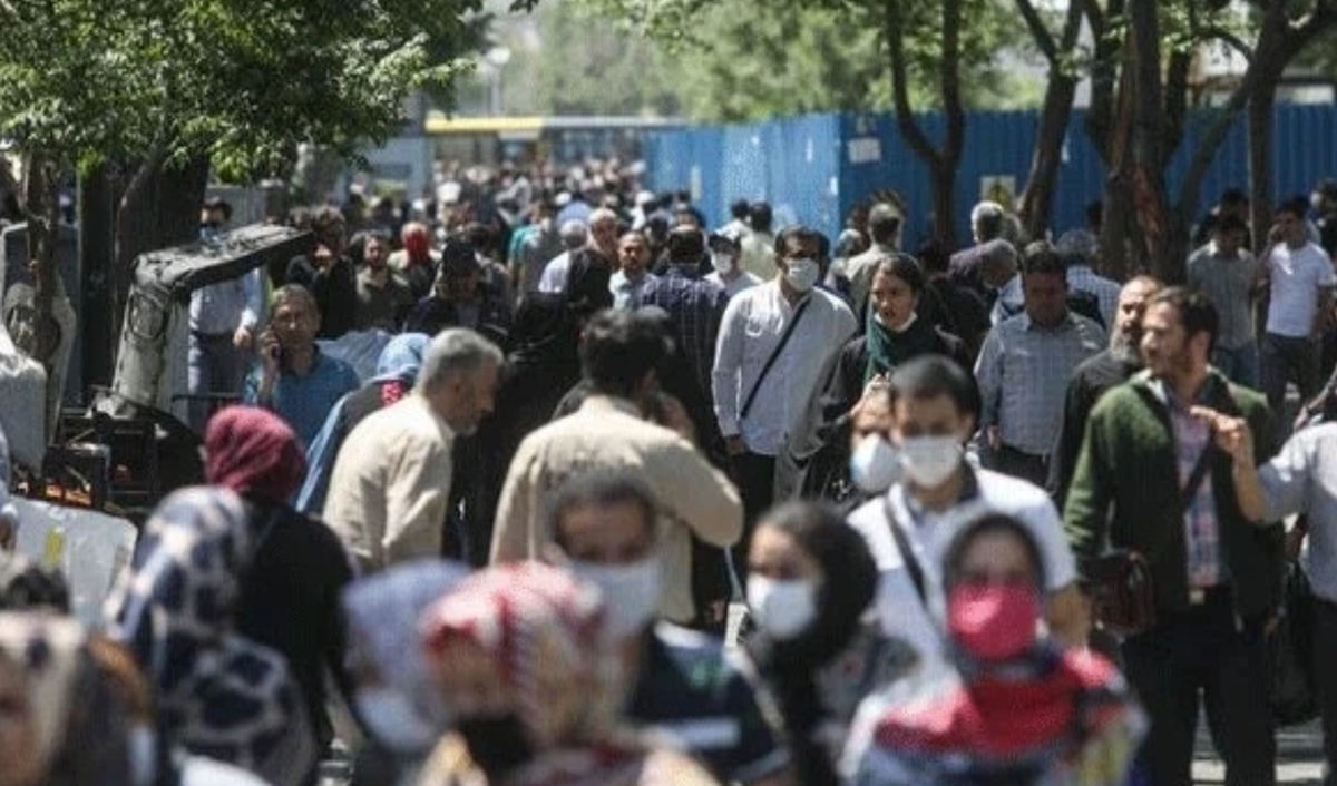 نخبگان مهاجرت می‌کنند، مسئولان سرگرم محدودکردن حقوق شهروندی‌اند