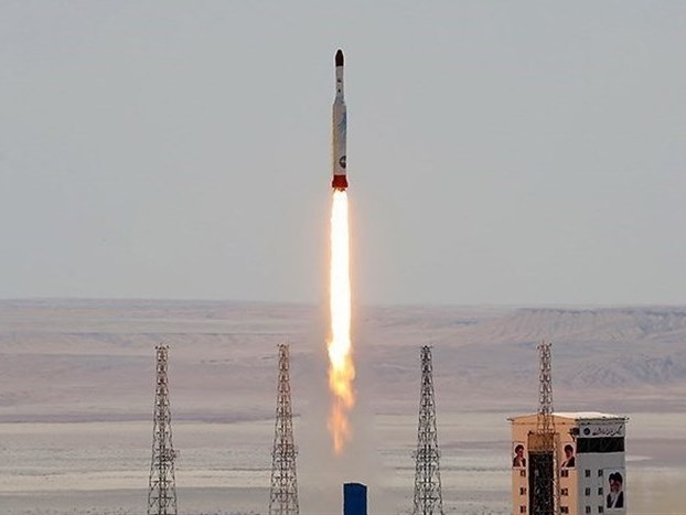 پرتاب موفق سه محموله تحقیقاتی توسط ماهواره‌بر سیمرغ
