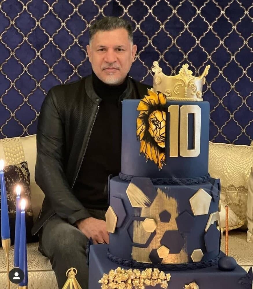 عکس/ کیک تولد ۵۲ سالگی علی دایی