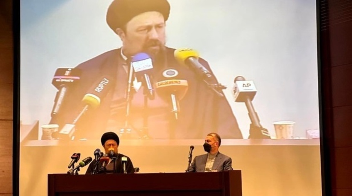 سید حسن خمینی در دیدار وزیرخارجه: باید تصمیمات شجاعانه گرفت