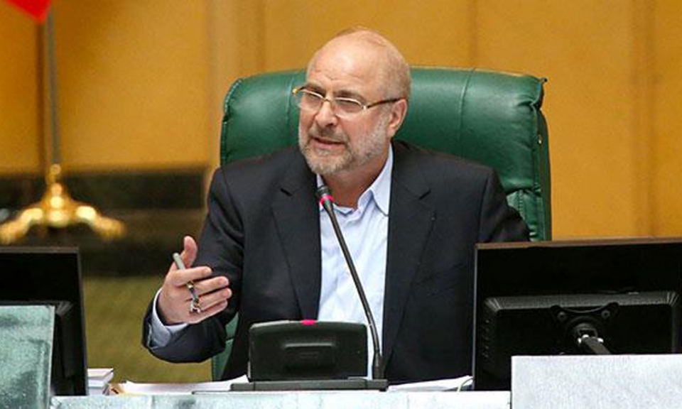 امضای نهایی قراردادها بر اساس تصویب مجلس است امضای نهایی قراردادها بر اساس تصویب مجلس است